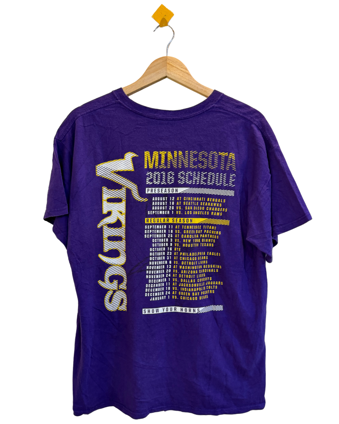 Graphic t shirt - L