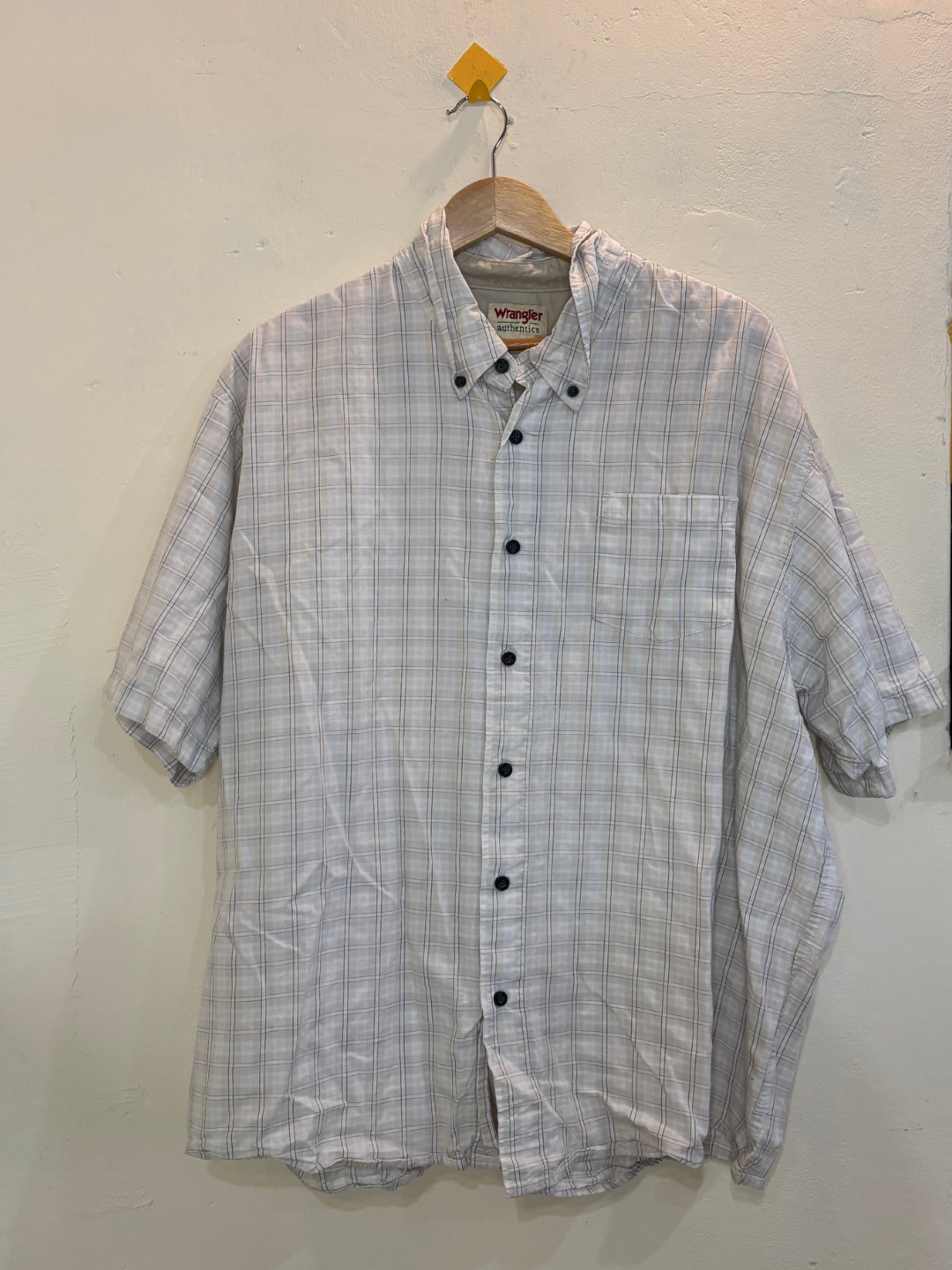 Wrangler button up - L