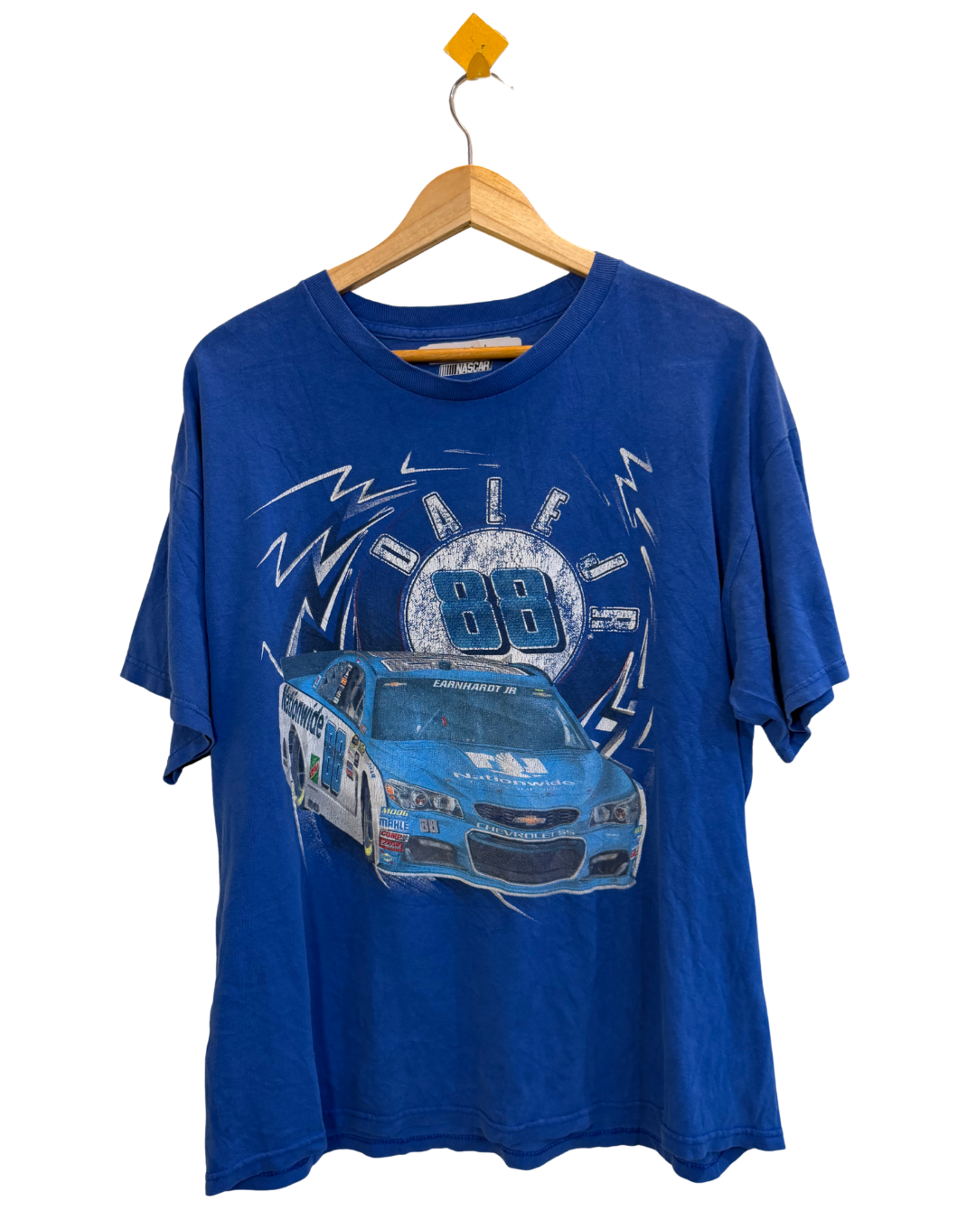NASCAR graphic t shirt - L