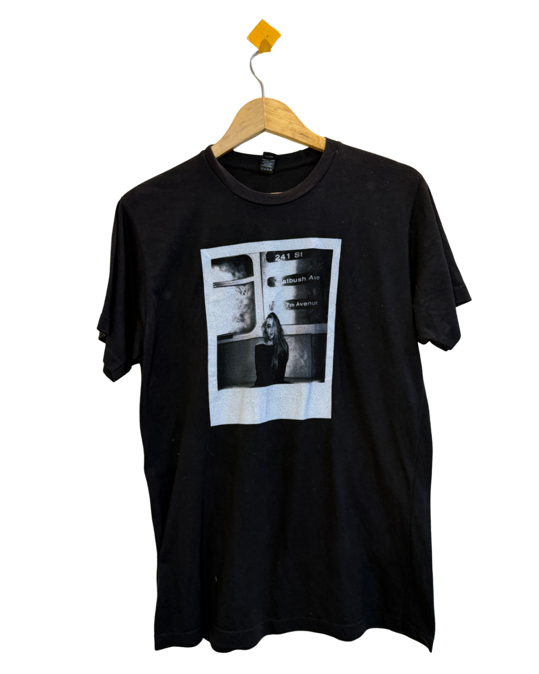 Sabrina Carpenter tour t shirt - M