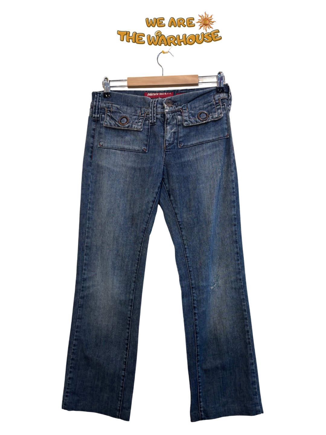 LOW RISE JEANS - W28 L28