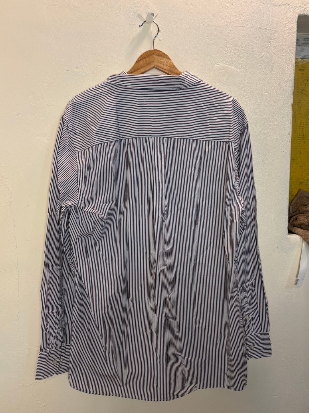 Tommy Hilfiger button up - S